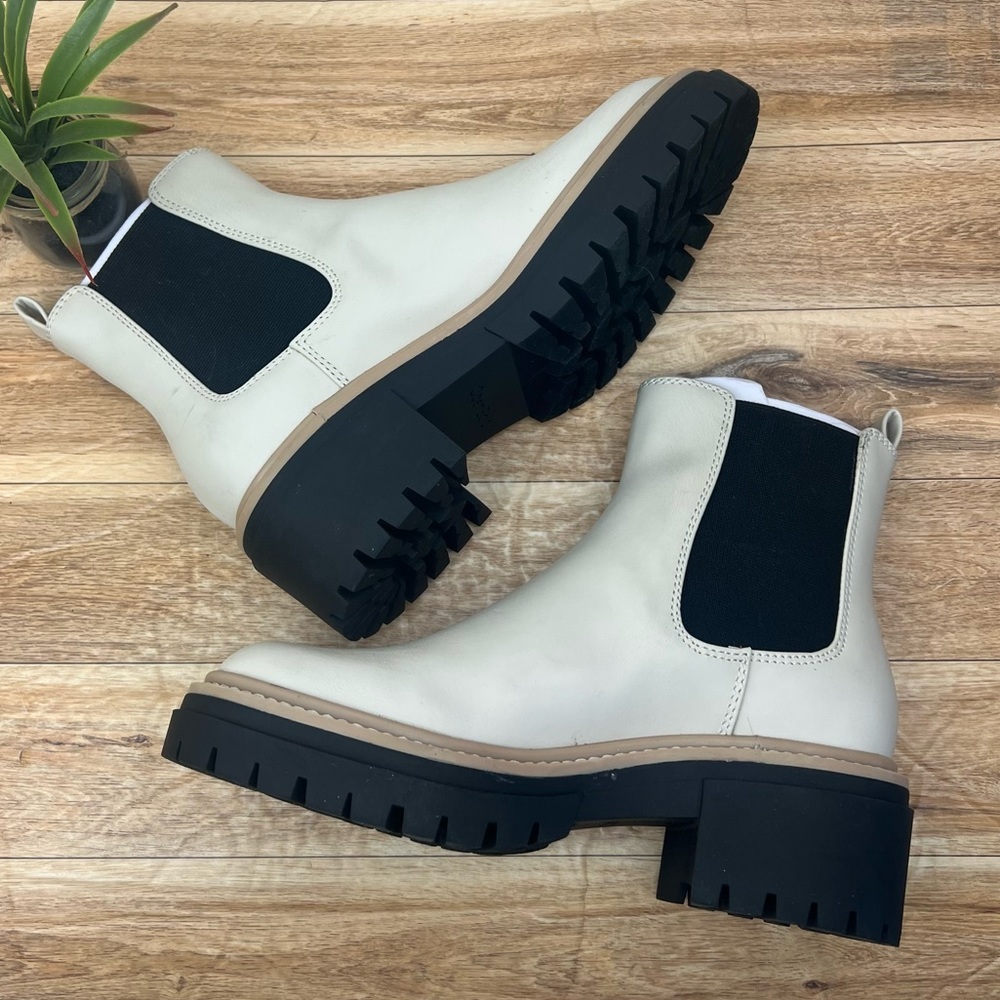 Cream Leather Chelsea Lug Sole Ankle Boots with Black Elastic
